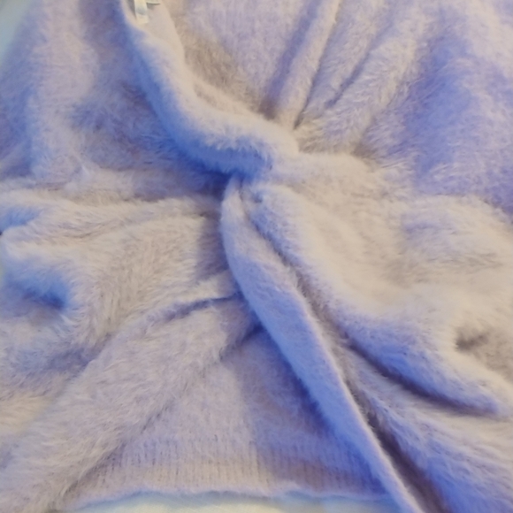 Fashion Nova Lavender V-Neck Sweater - Picture 3 of 6